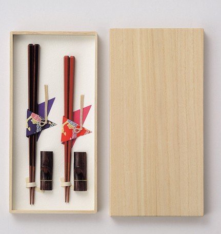 Chopsticks Origami - holders included - Kiribako box